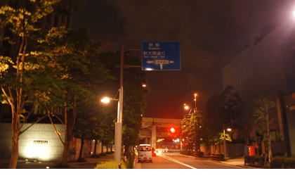 ⑤直進して「海岸通り」に出たら、左折